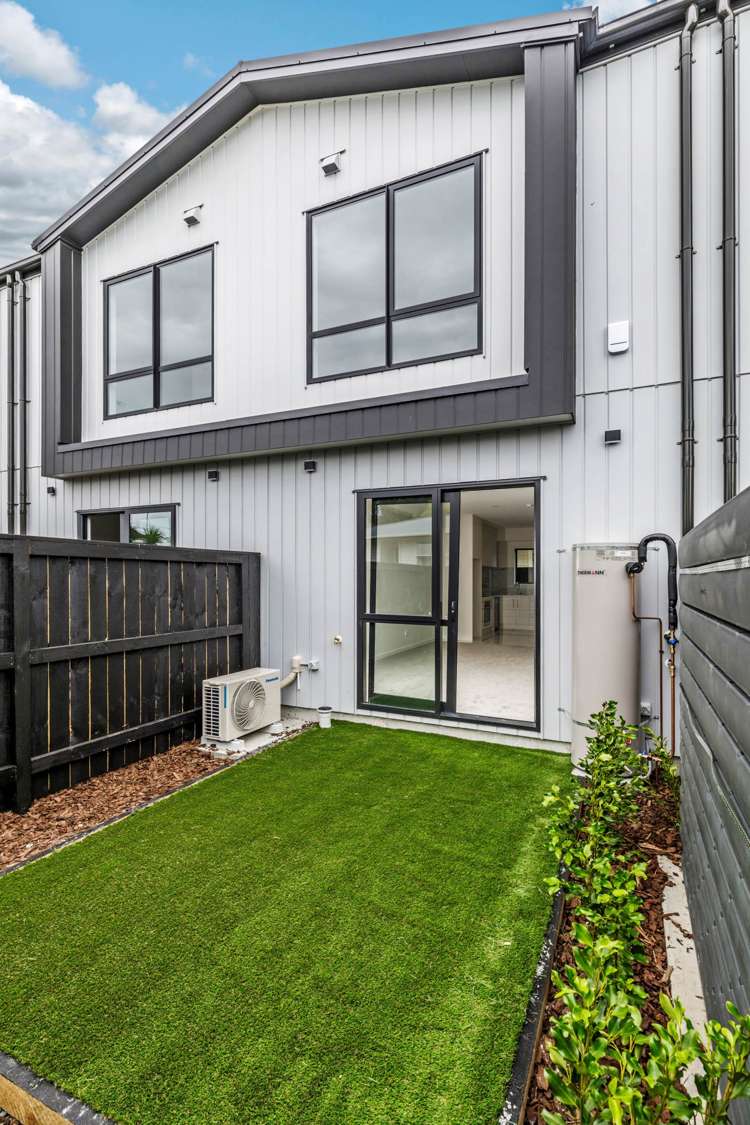 6/3 Beach Road Te Atatu Peninsula_17