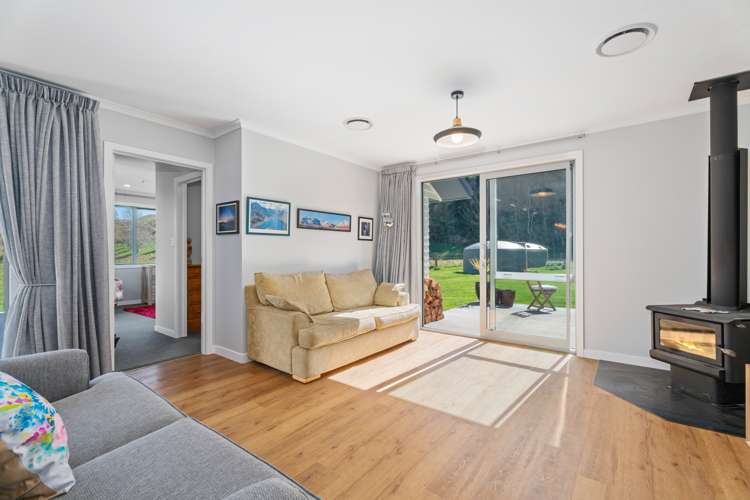 4 Carlisle Street Lumsden Surrounds_5