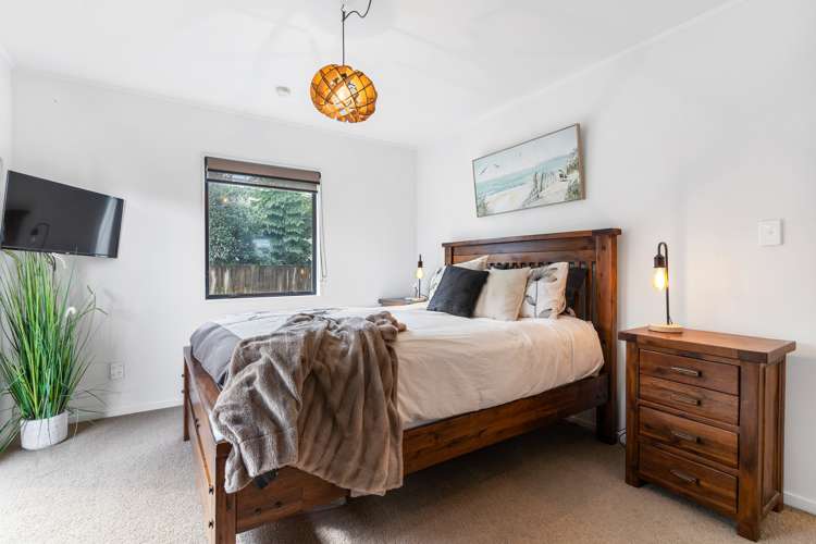 1/19 Drome View Place Beach Haven_14