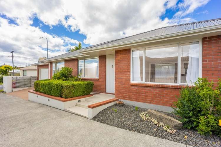 77 Red Beach Road_0