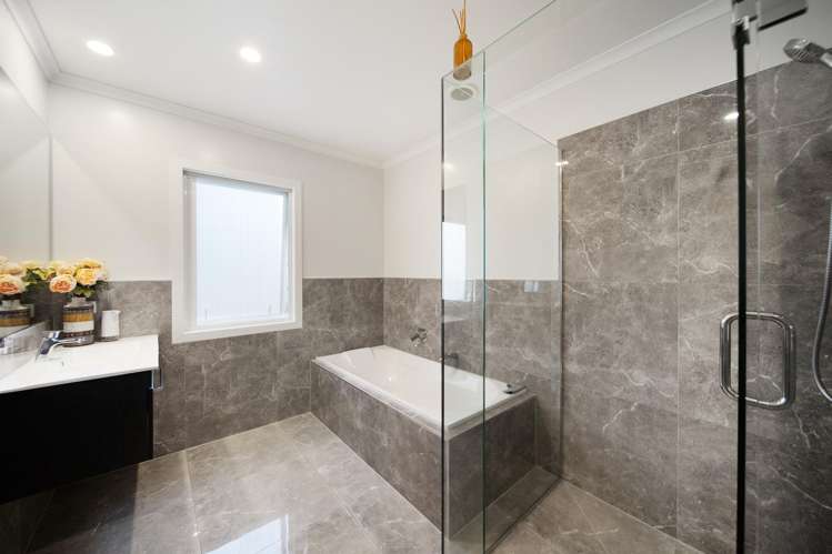 8 Canini Grove Karaka_22