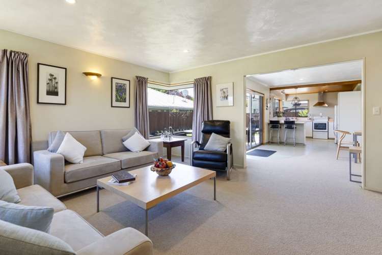 52 Aldinga Avenue Stoke_2