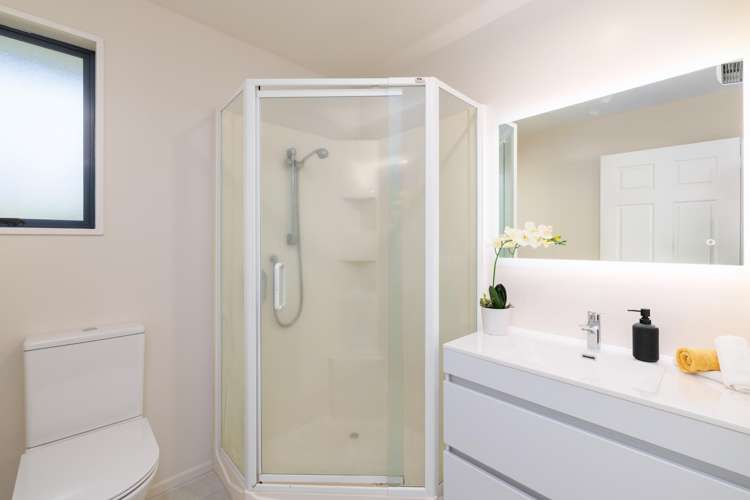 1 Courtfield Close Parklands_10