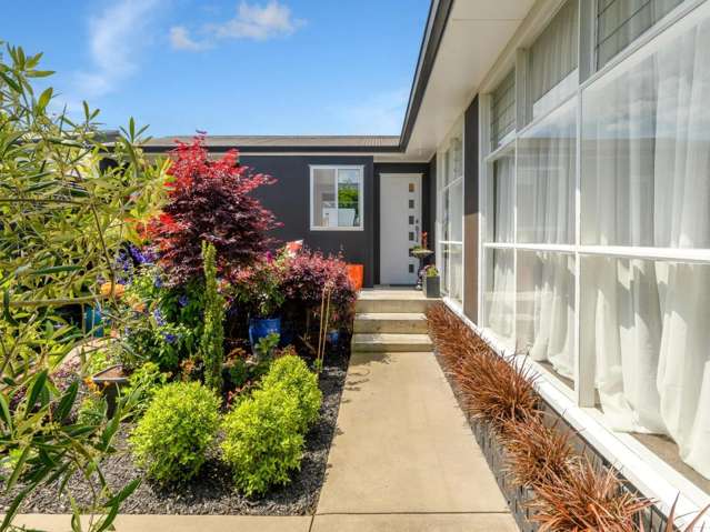 Short Term Rental - Gorgeous Oasis in the Avenues - Two Bedrooms, Two Bathrooms