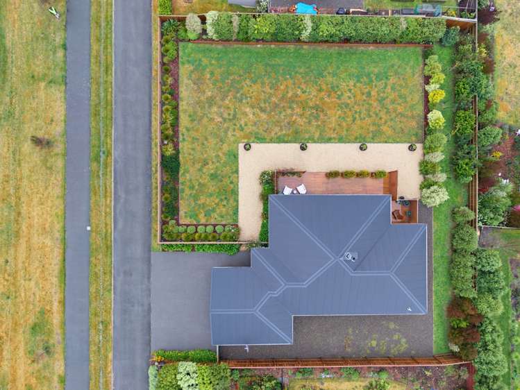 3/2 Loe Place Amberley_28