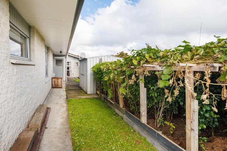 32 John F Kennedy Drive Milson_19