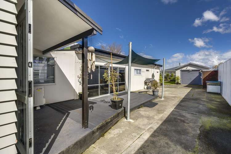905 Ferguson Street Akina_23
