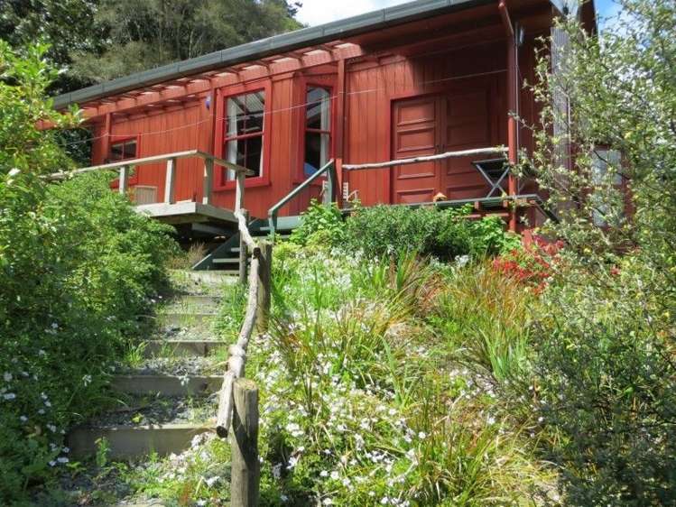 2 Kotuku Street Te Aroha_14