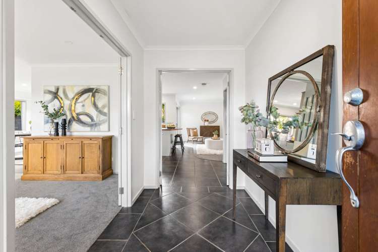 10 Erne Crescent East Tamaki_1