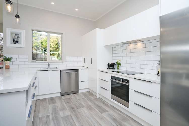 2 Holywood Lane Gladstone_4