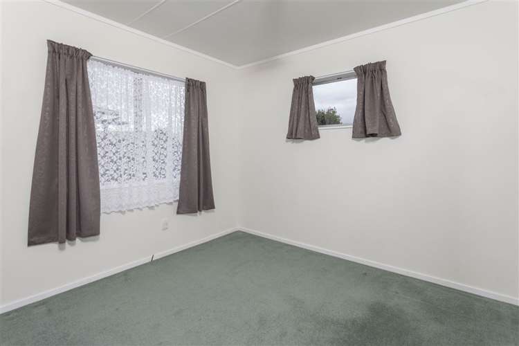 9 Washington Square Paeroa_16