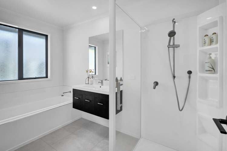 18 Rotokare Crescent Whalers Gate_24