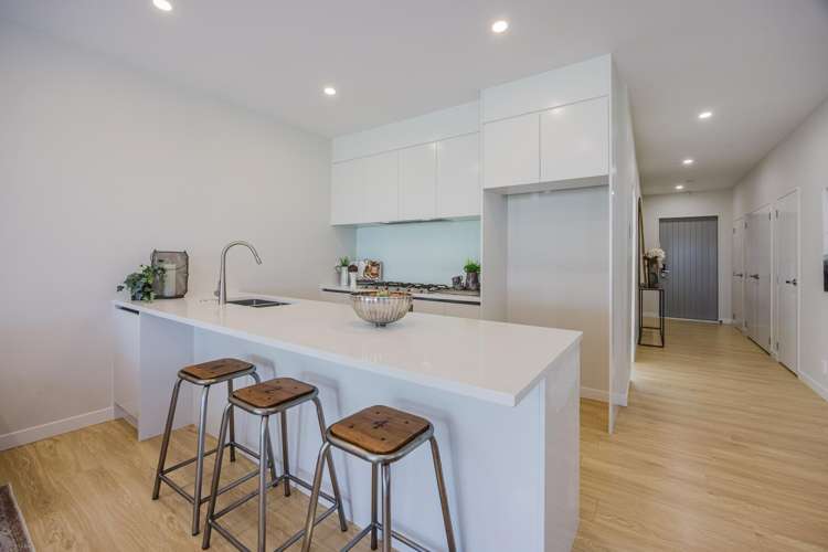 24 Paku Lane Mount Wellington_6
