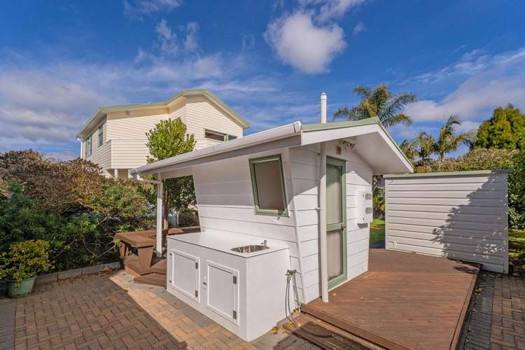 7 Martin Place Cooks Beach_24