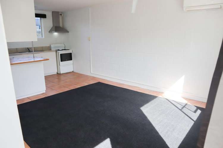 2/21 Olliviers Road Phillipstown_3