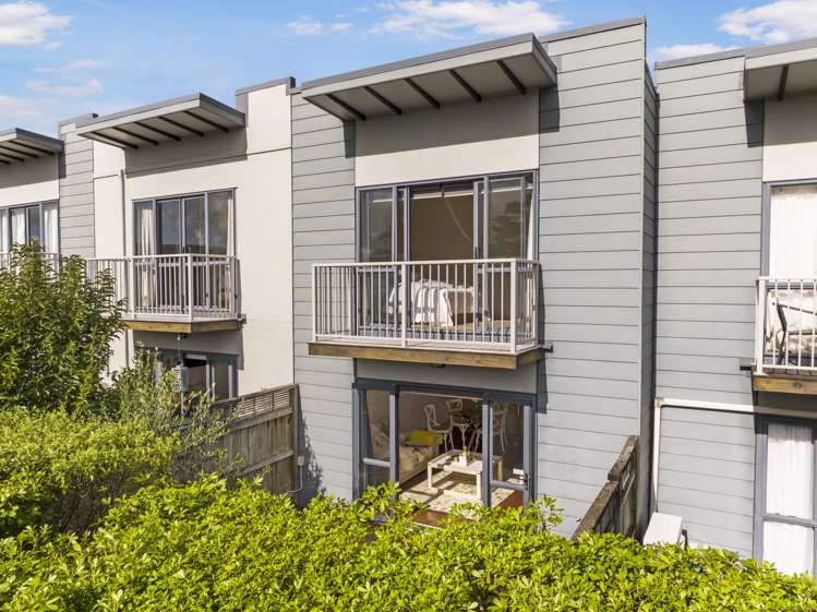 24/8 Soljak Place Mount Albert_14