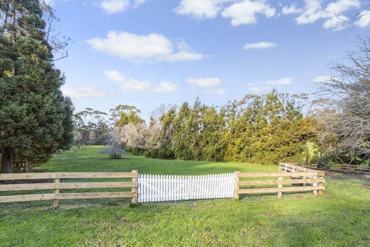 366 Rimmer Road Helensville_19