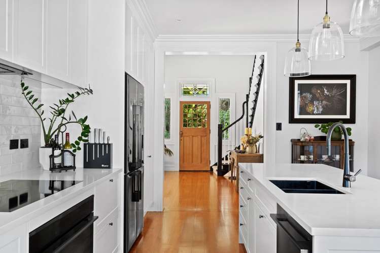 181 Whau Valley Road_2