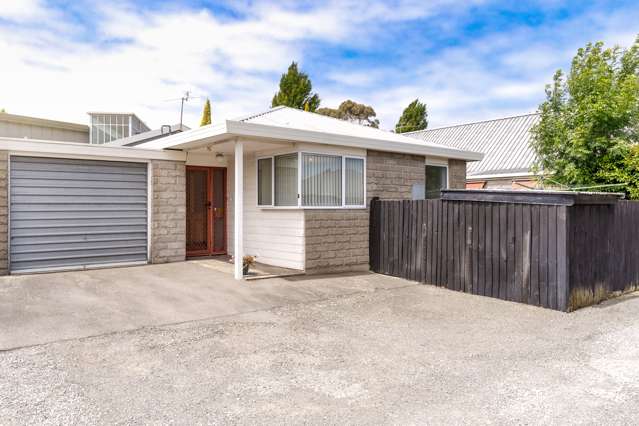 2/437 Main South Road Hornby_1