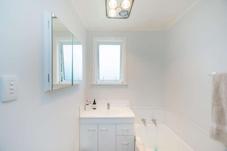 8a Bond Street Marton_18