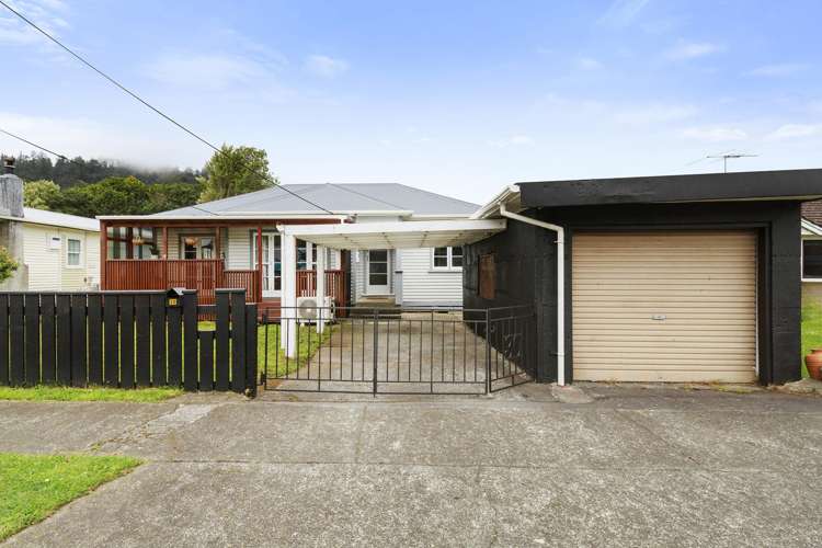 30 Moores Valley Road_0