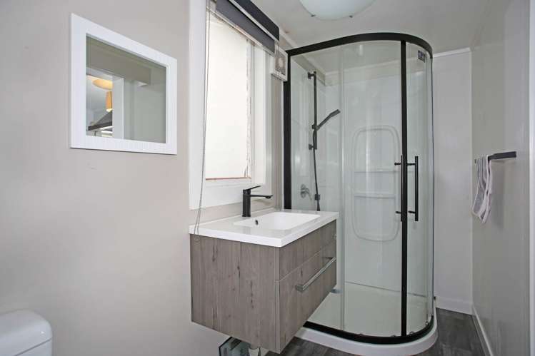 92 Maunsell Road Port Waikato_16