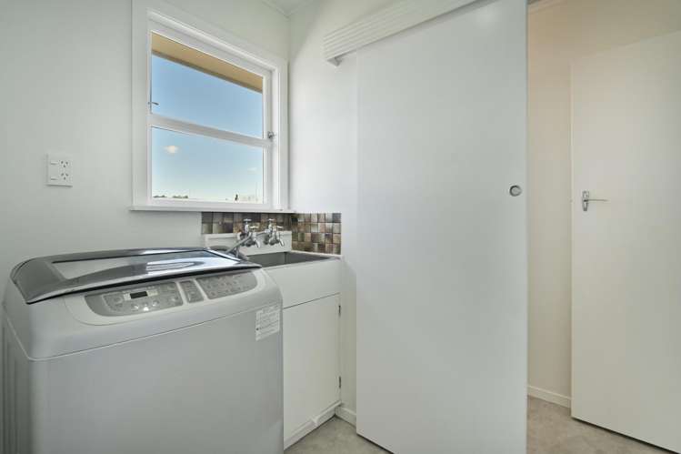 39 Norwich Crescent Tamatea_13