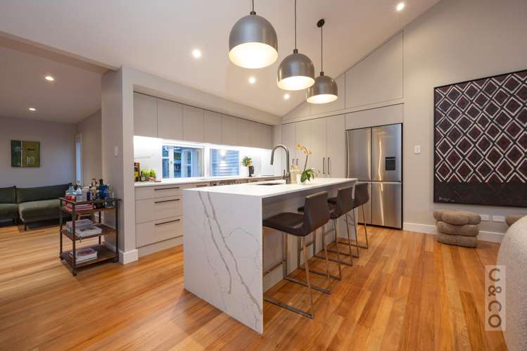 2 Queen Street Riverhead_37