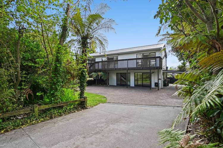 8B Wharepaina Crescent Springfield_23