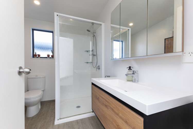 8/8 Soljak Place Mount Albert_10