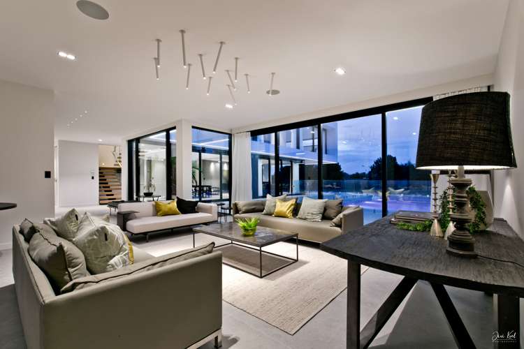 26 Lynwood Grove Dairy Flat_15