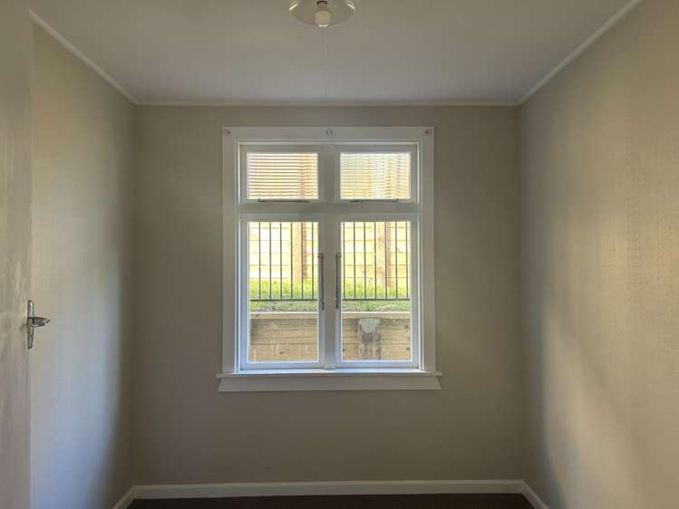 22 Hampden Street 10728_13