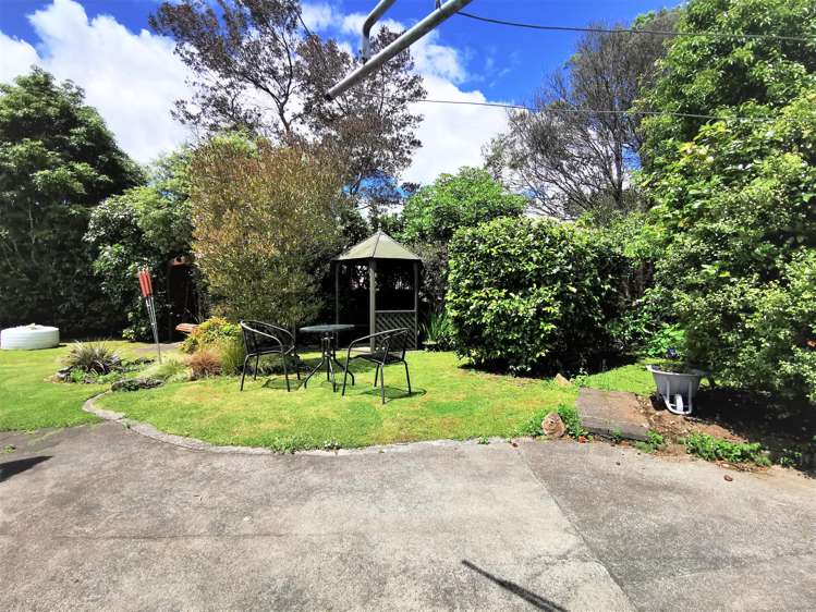 8 Madrid Street Dannevirke_23