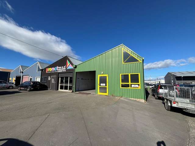 1/10 Thorn Place Onekawa_1