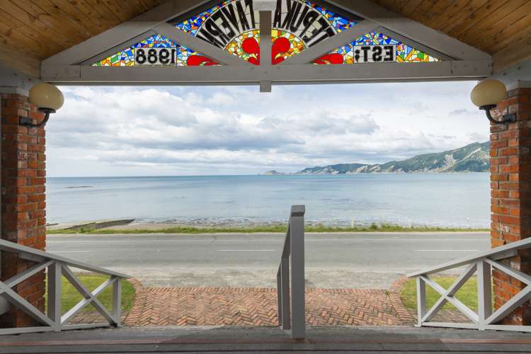 153 Beach Road Tokomaru Bay_0