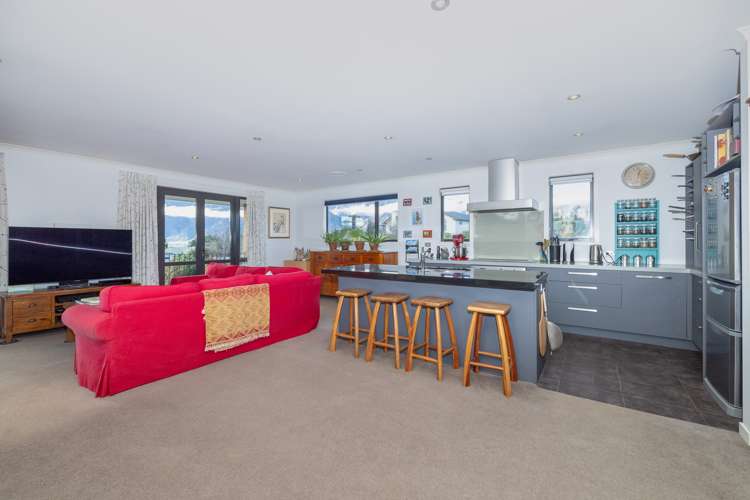 16 Drake Place Lake Hawea_5