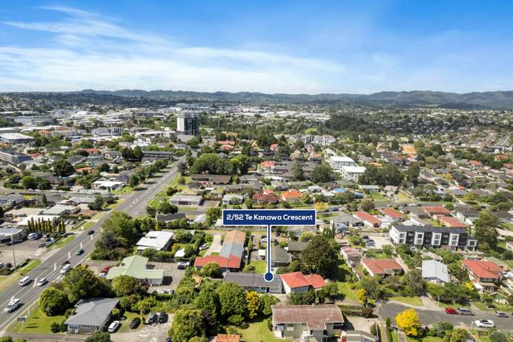 2/52 Te Kanawa Crescent Henderson_16