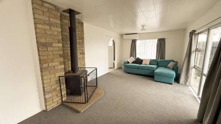 7 Lander Place Flaxmere_1