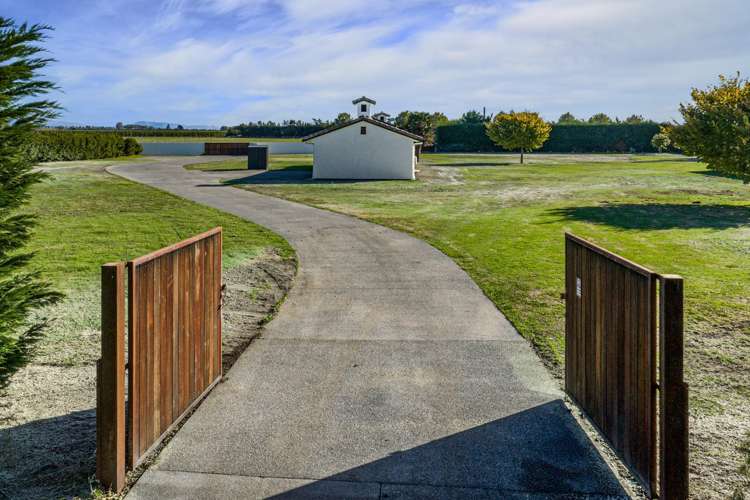 165 School Road Clive_10