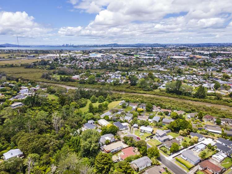 78 Helena Street Massey_27