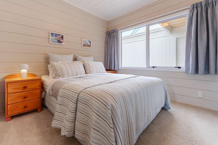 115 Field Way Waikanae Beach_18