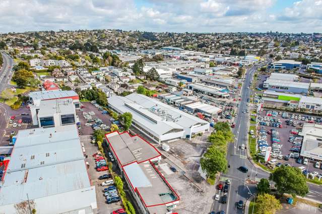 C/171 Target Road Wairau Valley_3