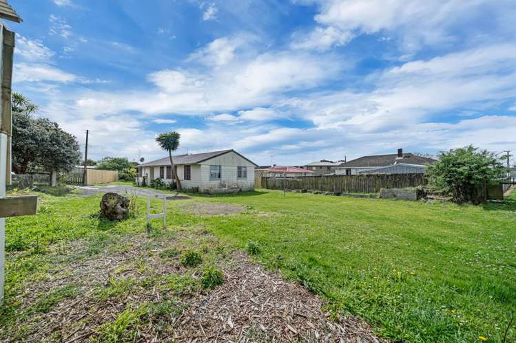 167 Preston Road Otara_26