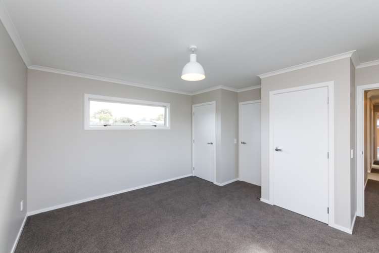 2 Wescombe Grove Feilding_13