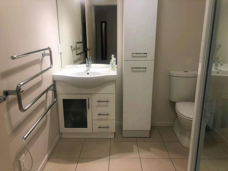 19C Inverness Avenue 1074_12