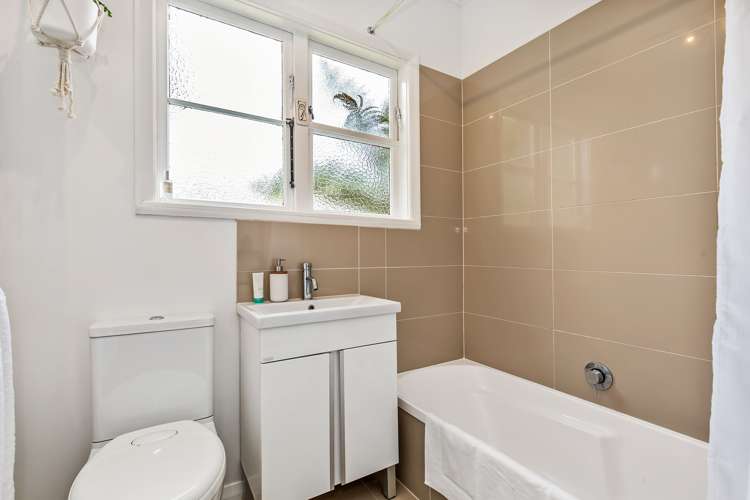 9 Beatrix Street Avondale_6