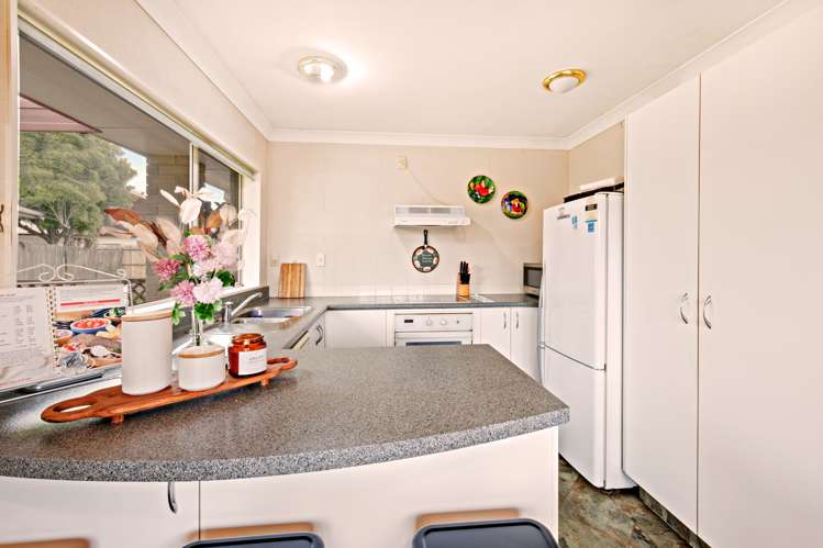 2/98 Frank Nobilo Drive Golflands_10