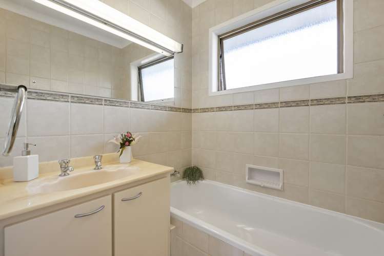 1/33 Eversleigh Road Belmont_15