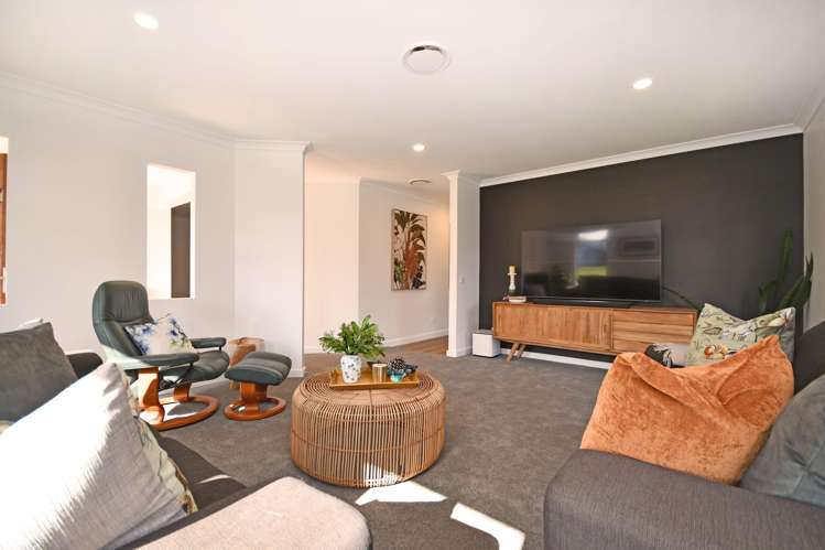 19 Montgomery Crescent Kinloch_14