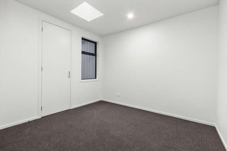 7/102 Swayne Road 11373_18